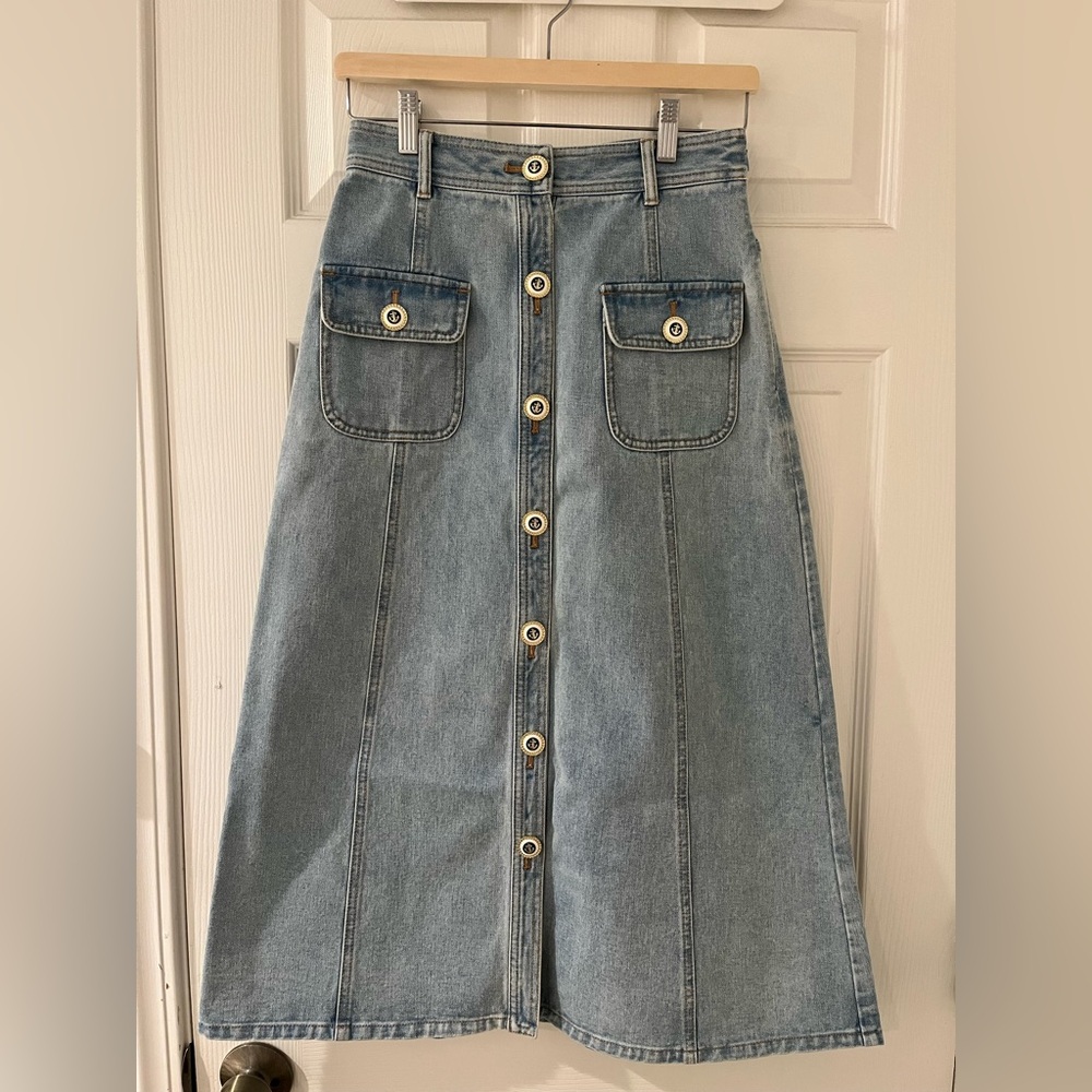 Button-Front Light Blue Denim Skirt